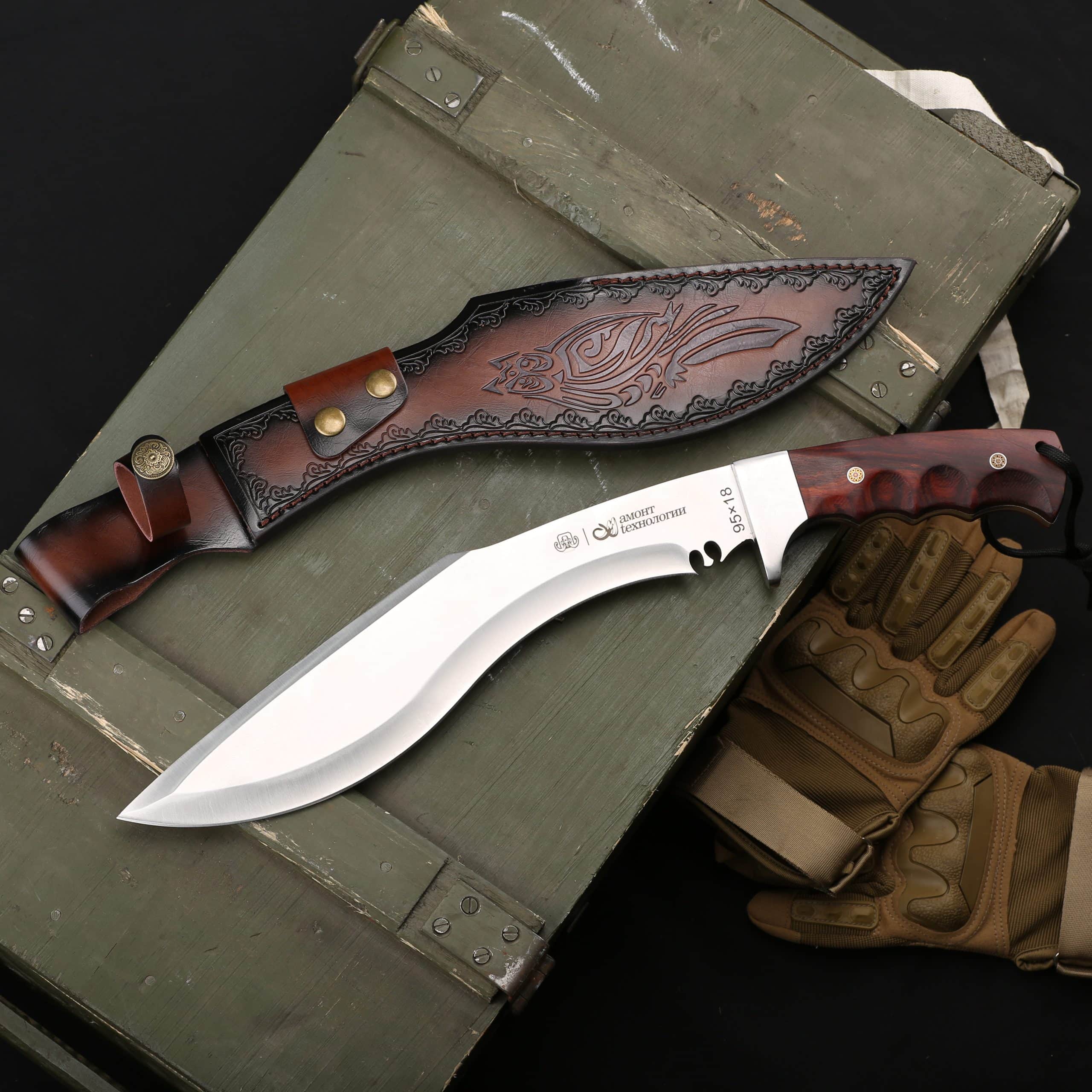 Oversized kukri style knife – full view